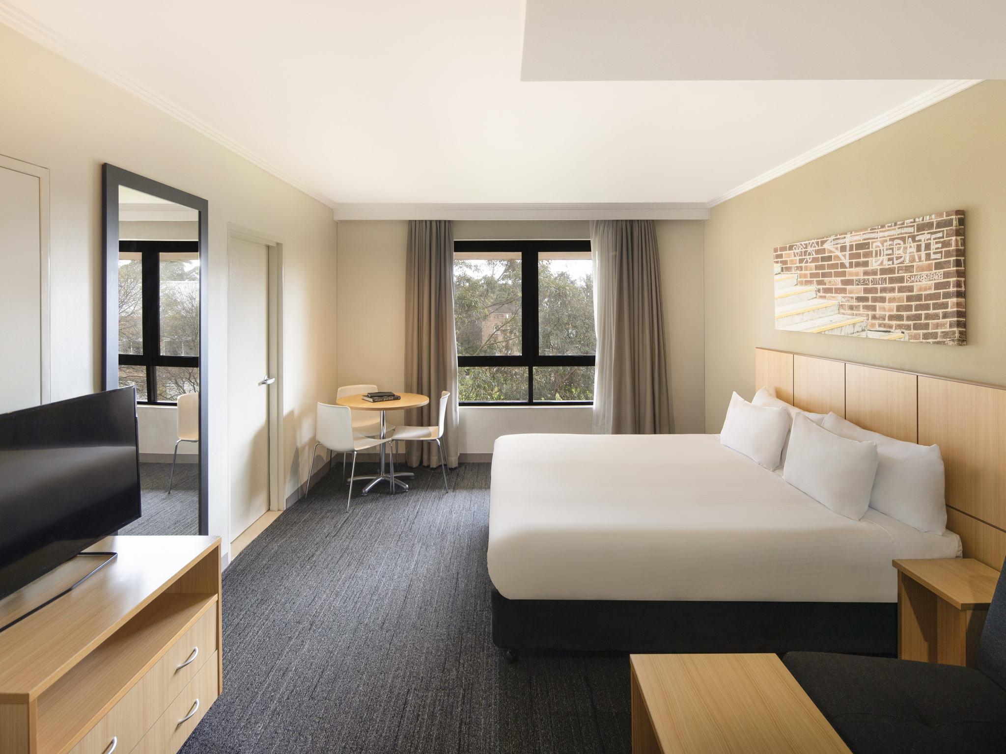 Mercure Sydney Macquarie Park Buitenkant foto