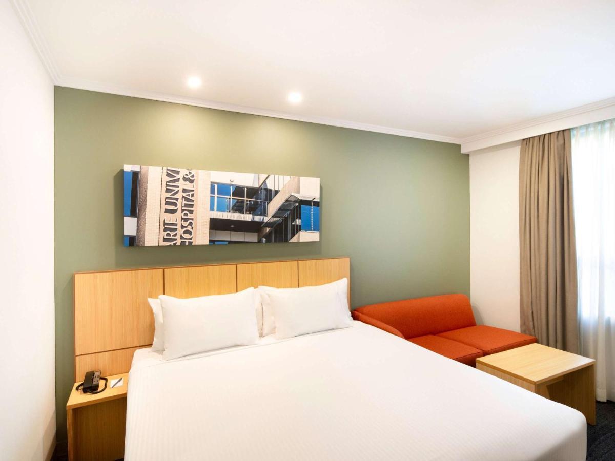 Mercure Sydney Macquarie Park Buitenkant foto