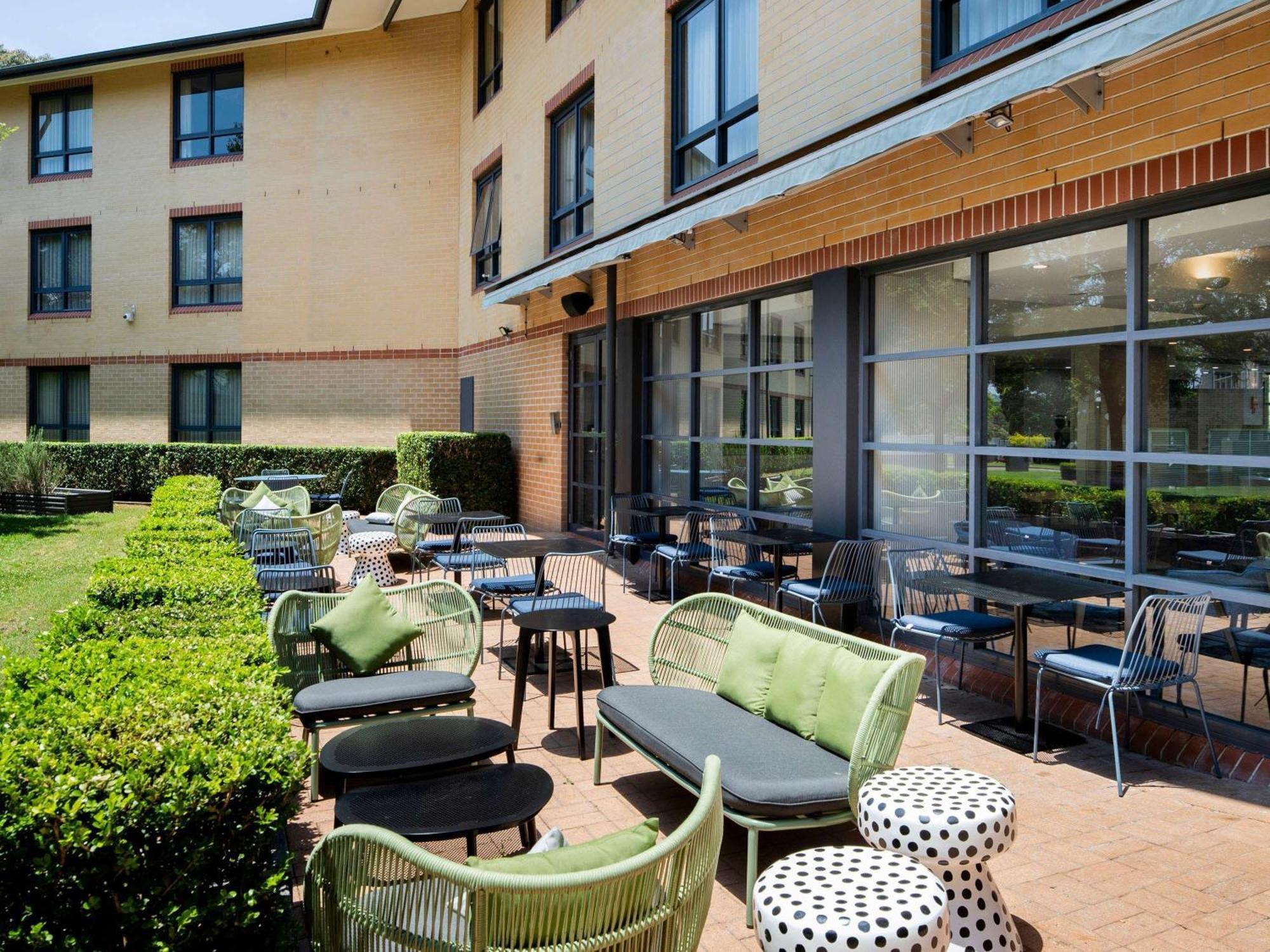 Mercure Sydney Macquarie Park Buitenkant foto